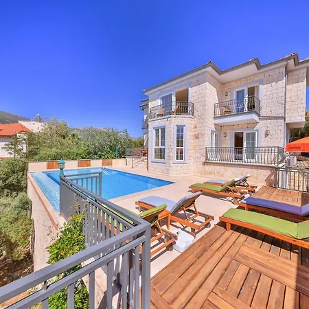 Günbatımı Villa Kaş